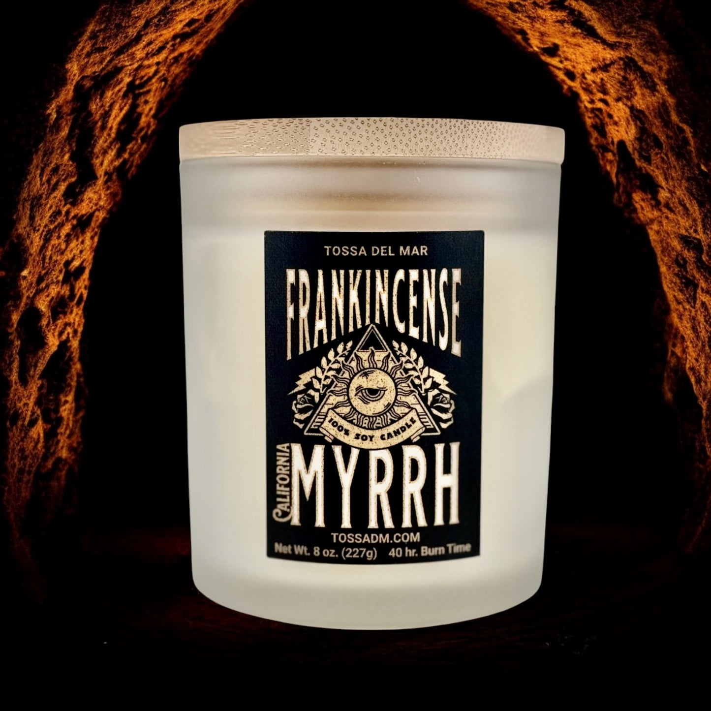 FRANKINCENSE & MYRRH Scented Soy Candle - Unleash Ancient Allure with Every Flicker